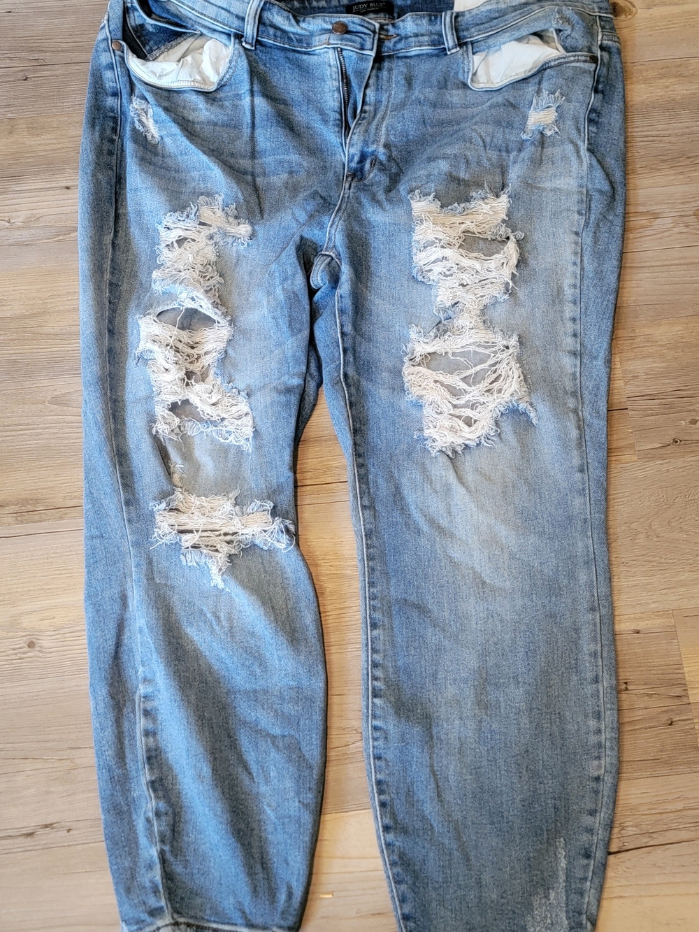 Light Wash Distressed Ripped Boyfriend Jeans Judy Blue